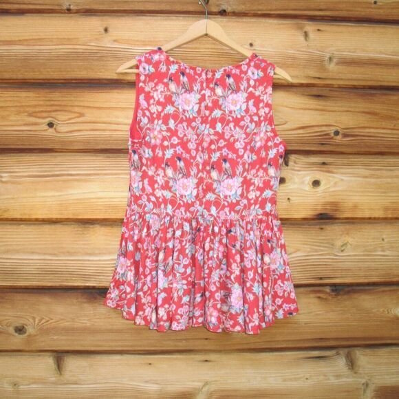 Red Love Birds Print Top M - Picture 8 of 10